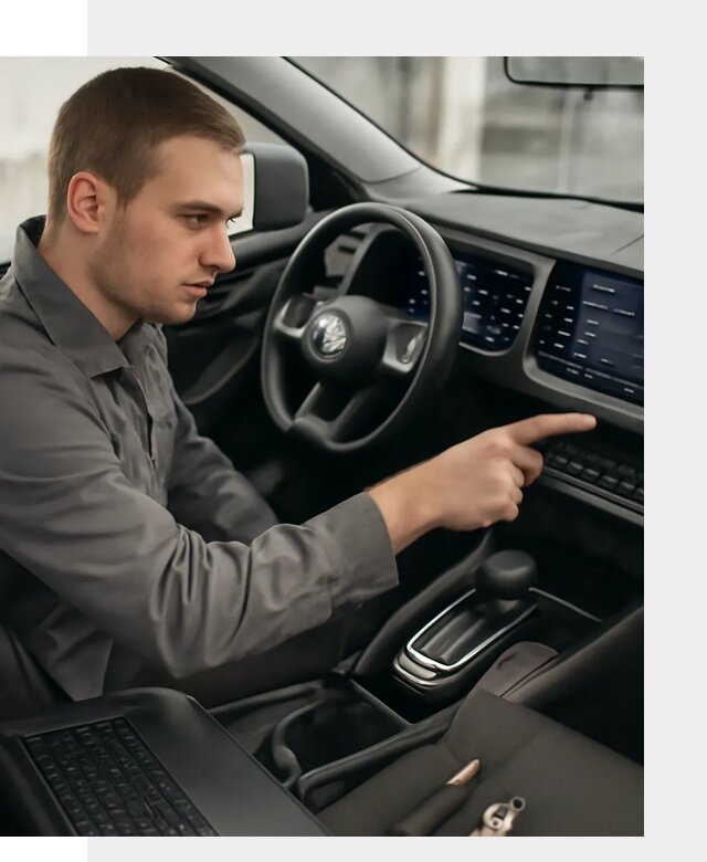 Русификация автомобиля Nissan N7 под ключ в Переславле-Залесском официально